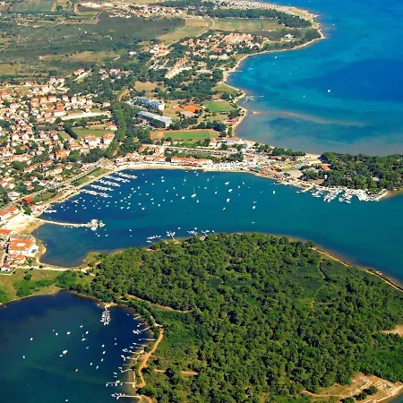 Apartment Hilde Blue-8 By Interhome Medulin