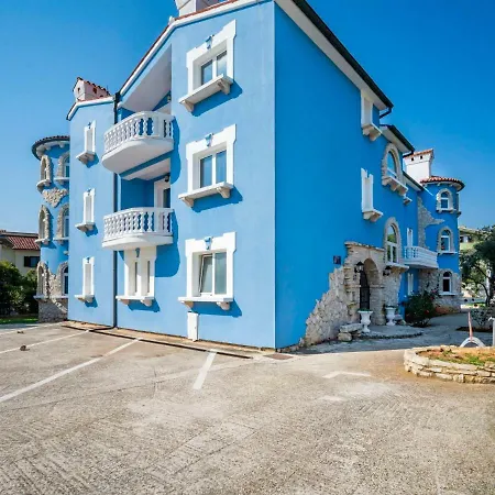 Hilde Blue-8 By Interhome * Medulin