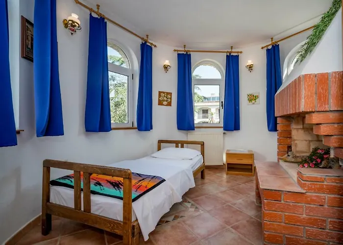 Hilde Blue-8 By Interhome מדולין